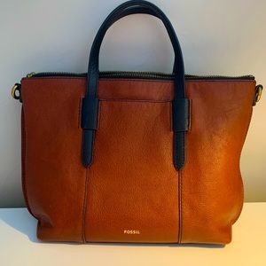 Leather  tote versatile shoulder and hand bag